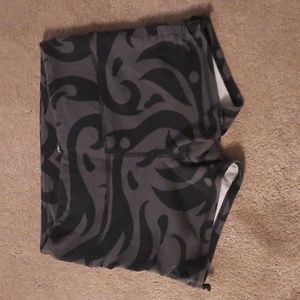 GAIAM athletic shorts